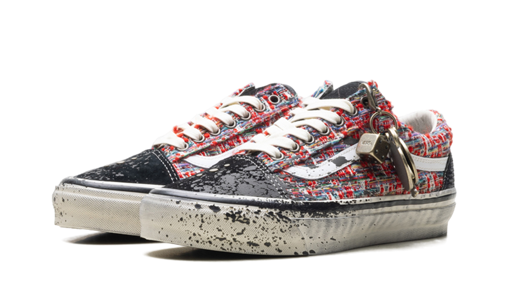 Premium Old Skool "Charms Red Black" VN000D9VBOS